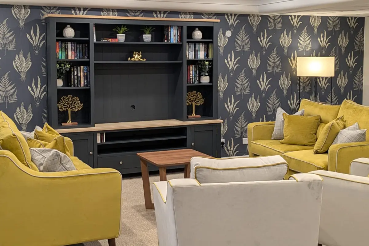 High-quality internal and external redecoration works delivered by Armour Hart Group at Housing 21 retirement housing